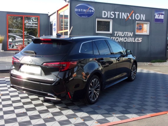 TOYOTA Corolla  Corolla Break noire-002.jpg